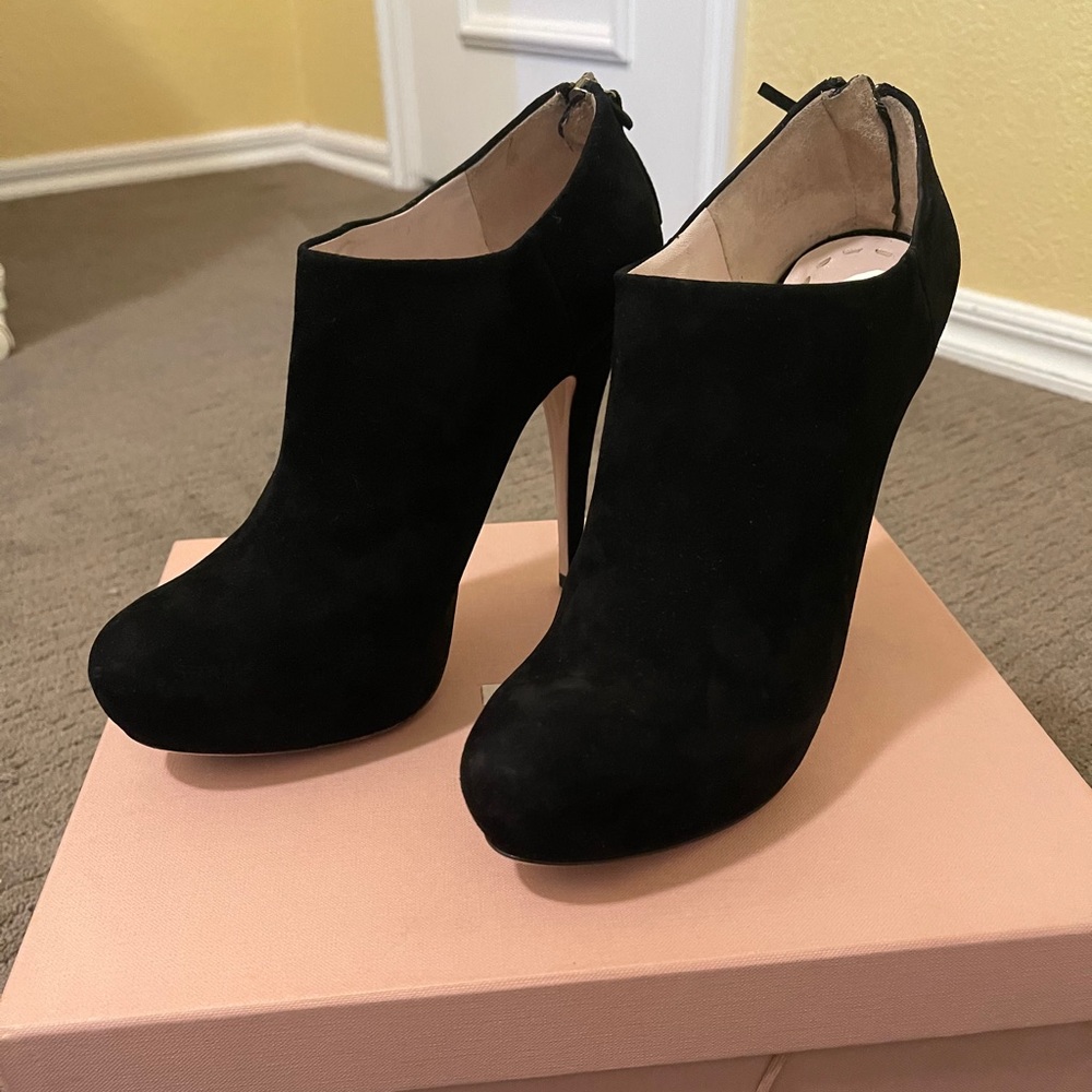 prada calzature donna camoscio